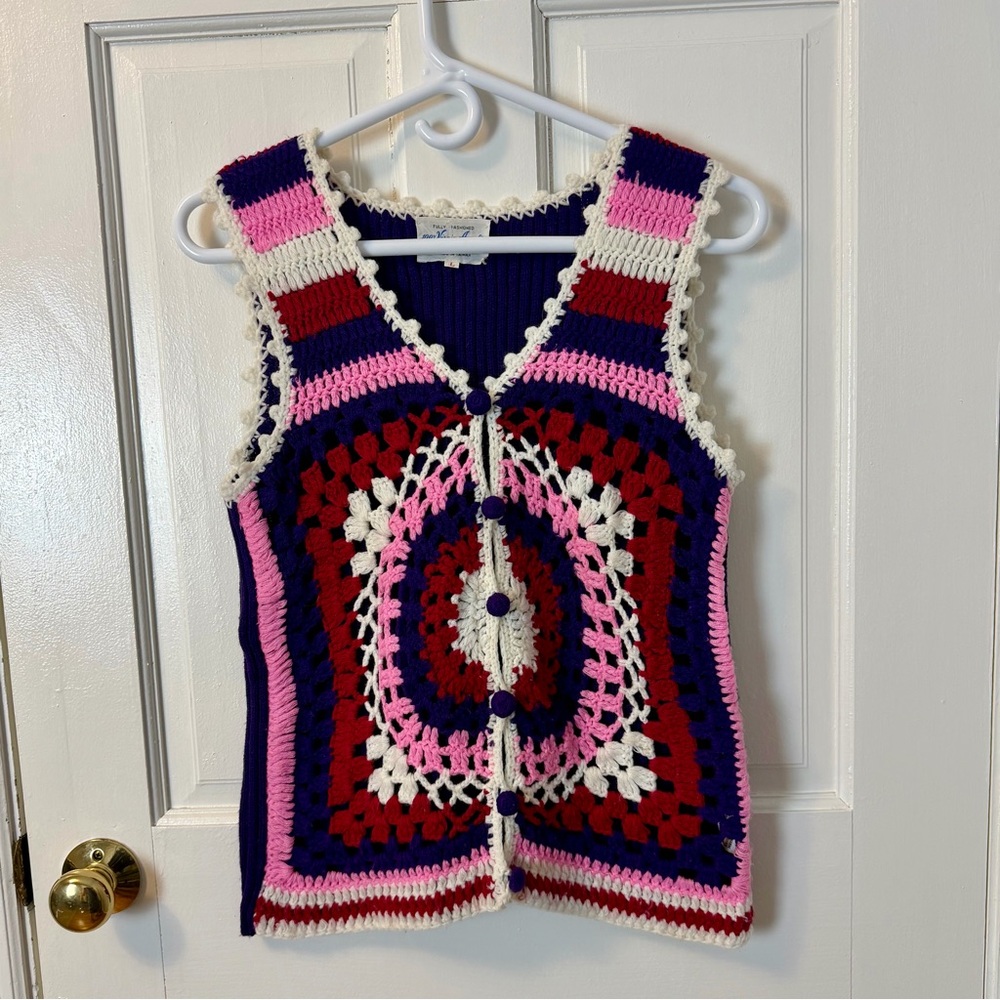 VTG 1970s 100% Virgin Acrylic Women’s Colorful Crochet Granny Square Vest Size L
